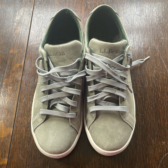 L.L. Bean Shoes - L.L. Bean sage green leather walking shoes/sneakers, 8.5 medium